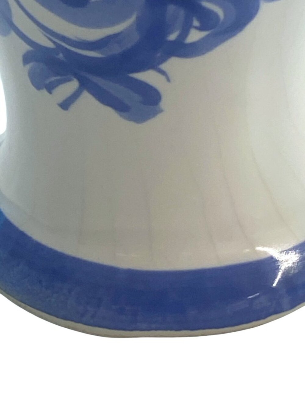 Hand-Painted Portuguese Ceramic Basket With Blue Floral Design - Picture 9 of 9